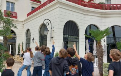 Une classe de sixième profite de l’hôtel l’Hermitage durant une après-midi.